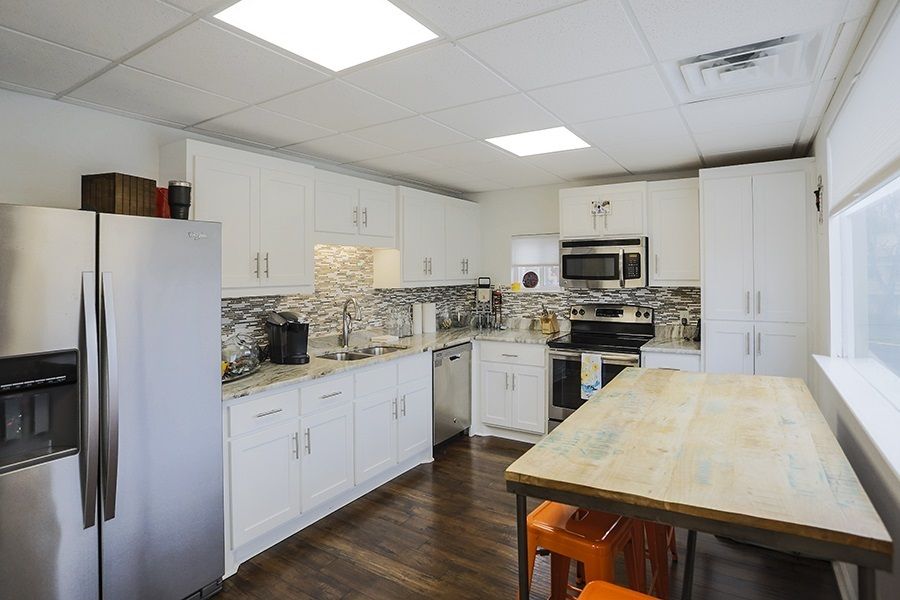 Multi-use Downtown Little Rock Office/Gallery/Residence: 909 North St, Little Rock, AR 72201